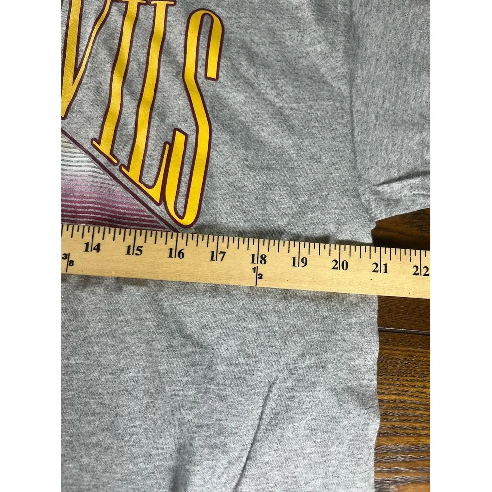 NEW Men's Captivating NCAA Arizona State Sun Devils Graphic Logo T-Shirt Gray L